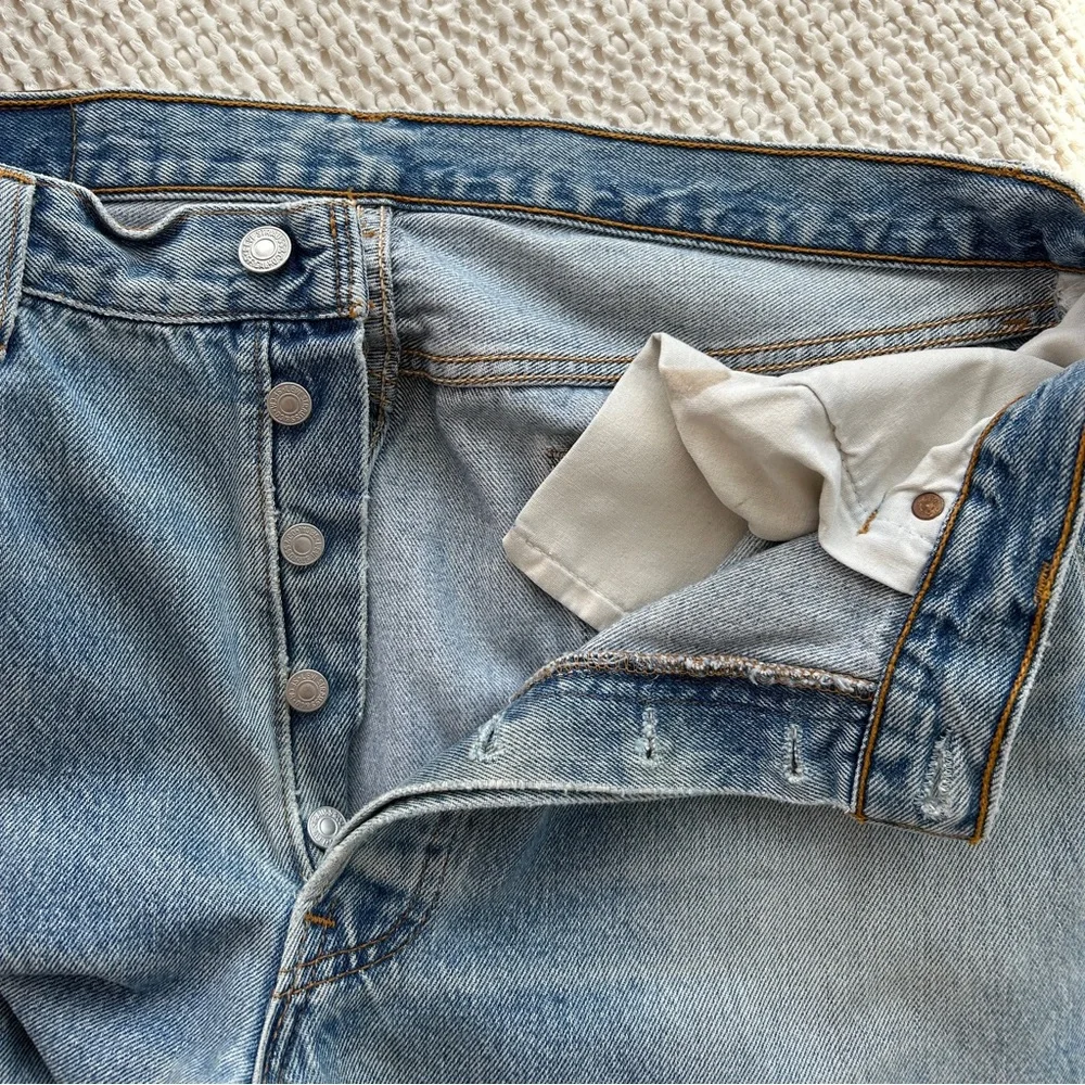 Vintage USA Made Levis 501 Denim Blue Jeans 36x34